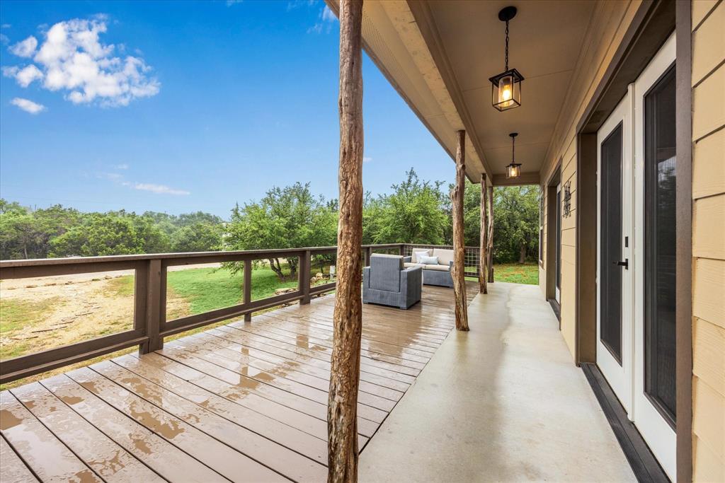 1210 Persimmon Pass, Fischer, Texas image 6