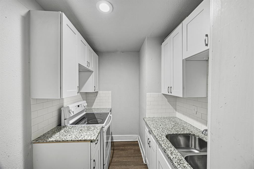 4301 Chartres Street 2