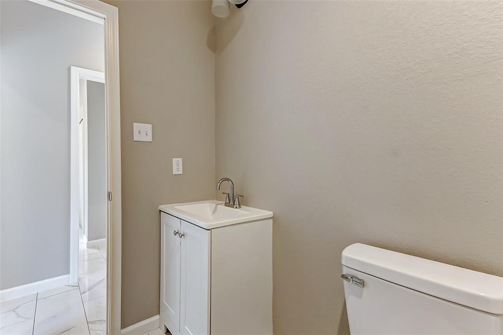 9843 Balsam Lane, Houston, Texas image 27