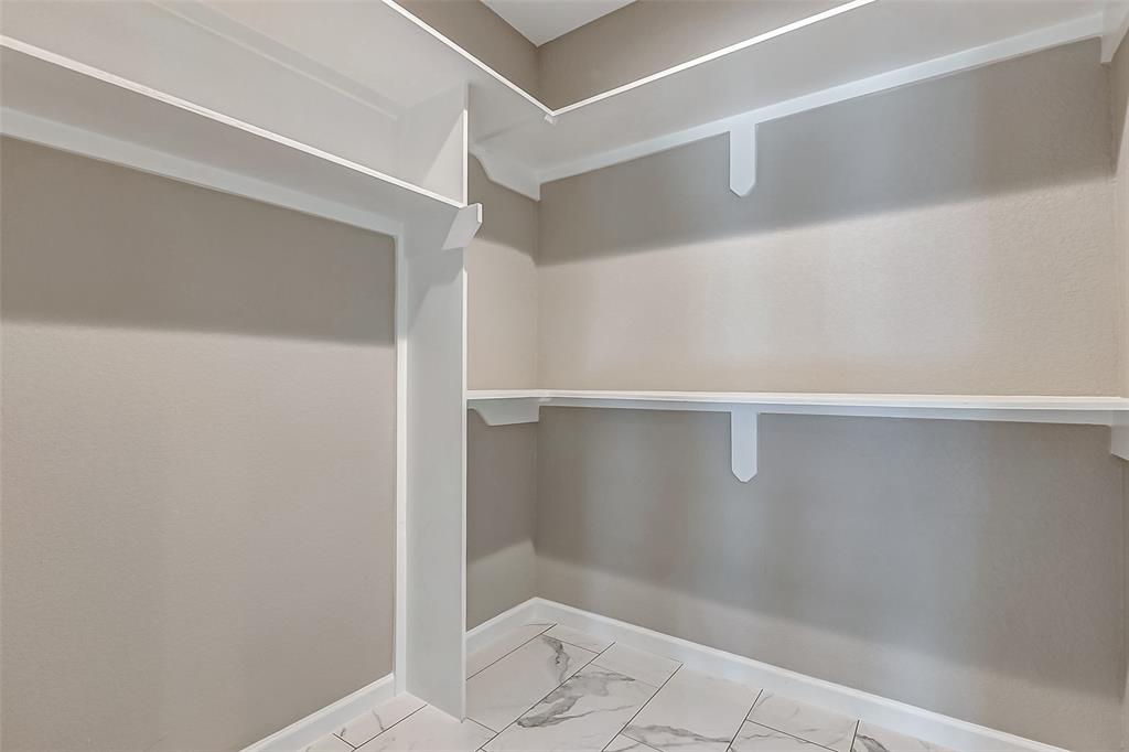 9843 Balsam Lane, Houston, Texas image 21