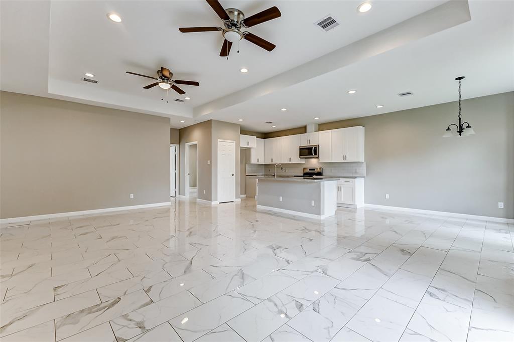 9843 Balsam Lane, Houston, Texas image 9