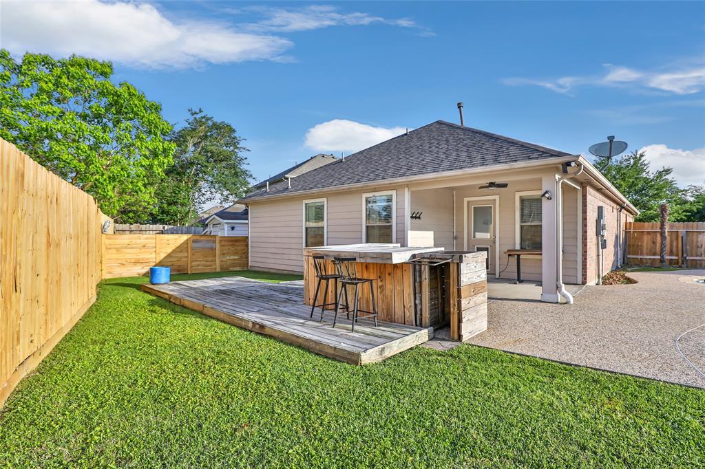2701 Sandberry Drive, Kingwood, Texas image 8