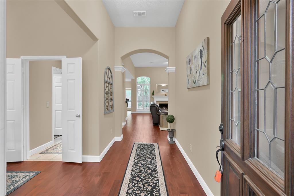139 Little Mill Place, The Woodlands, Texas image 3