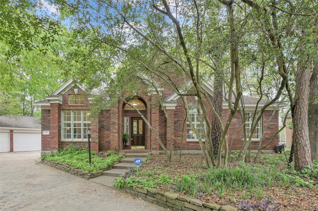 139 Little Mill Place, The Woodlands, Texas image 2