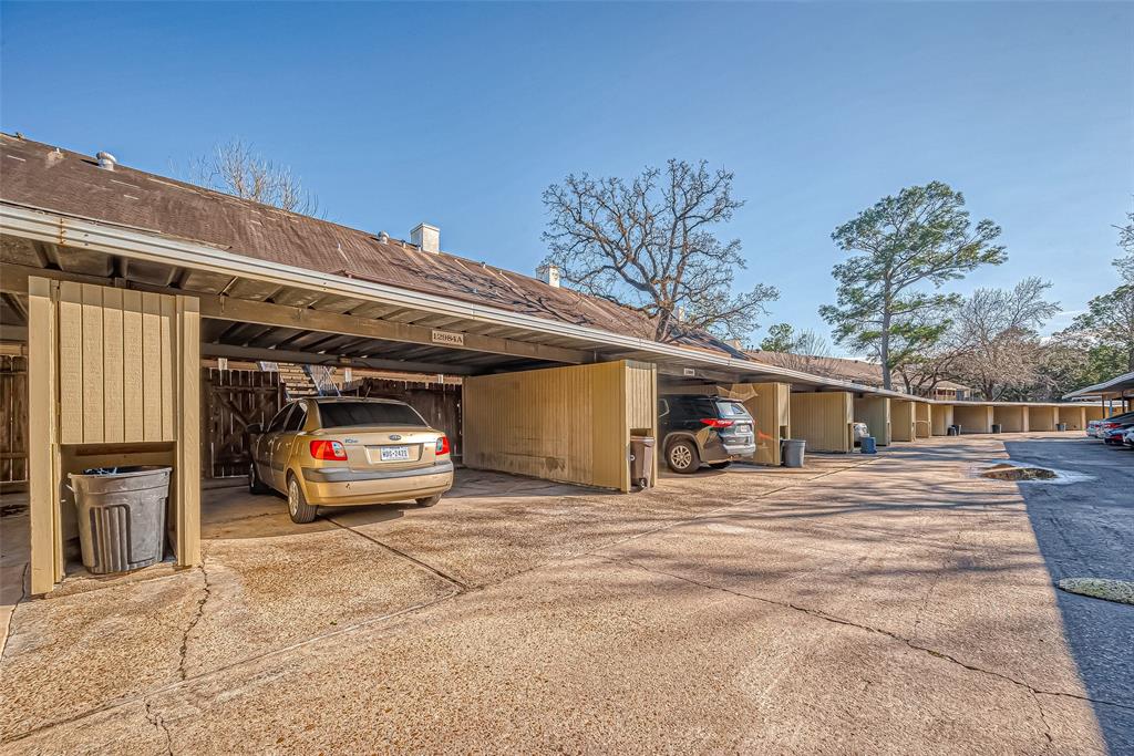 12984 Trail Hollow Drive #2984A, Houston, Texas image 32