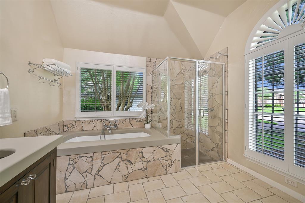 1411 Buttonwood Drive, Friendswood, Texas image 24