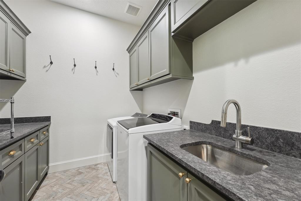 9343 Kai Drive, Beach City, Texas image 21