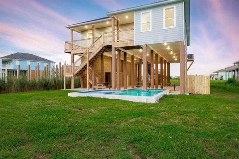 A home in Port Bolivar