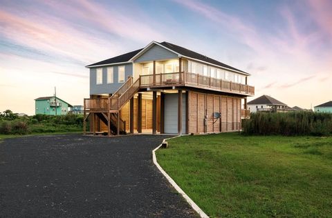 A home in Port Bolivar