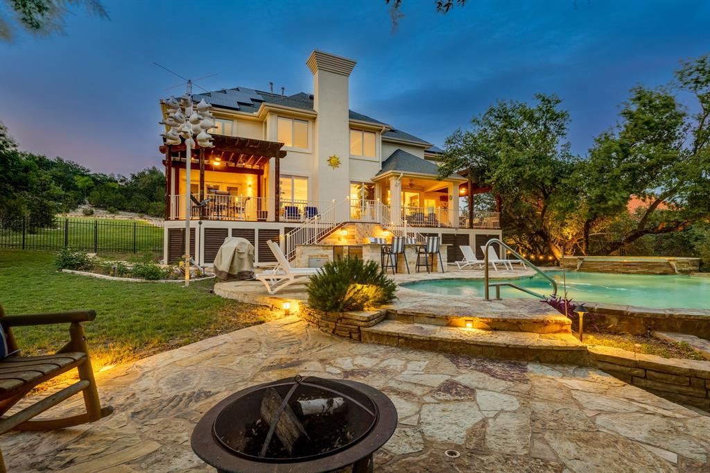 4315 Lago Viento