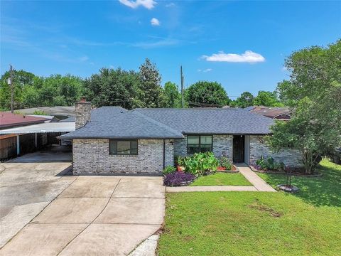 1103 Glenmore Drive Pasadena TX 77503
