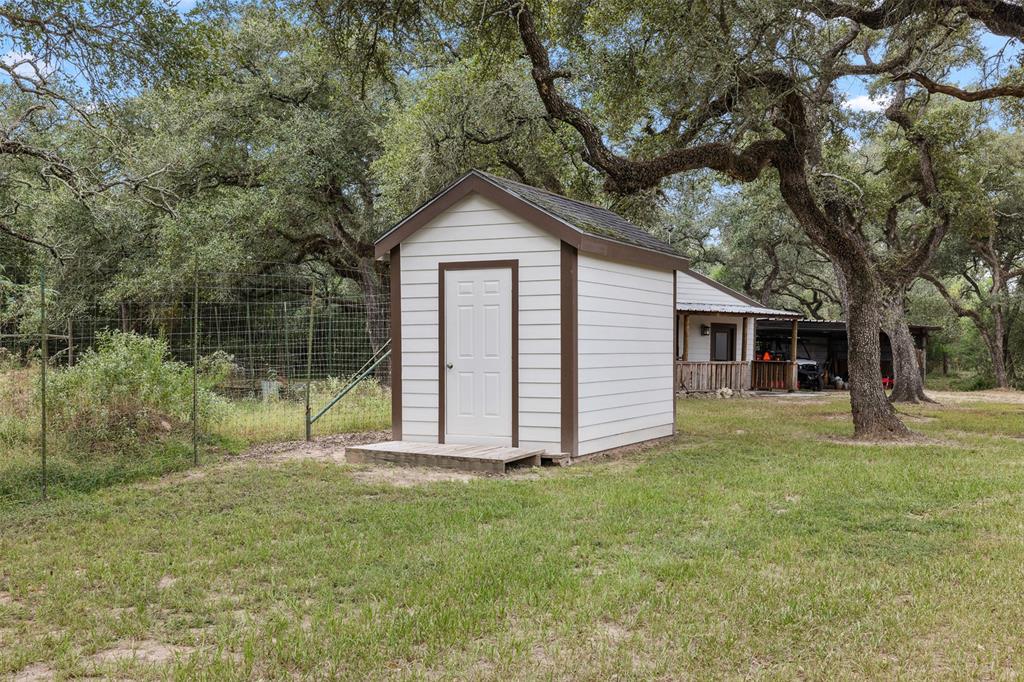 1874 County Road 151 Rd, Columbus, Texas image 29