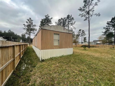 Manufactured Home in Cleveland TX 1540 County Road 5017.jpg