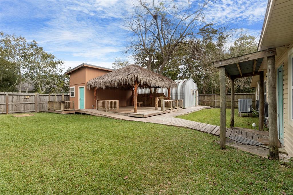 4517 10th Street, Bacliff, Texas image 31