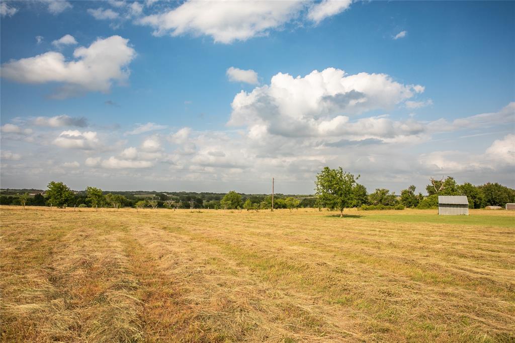 2300 Mcnelly Lane, Burton, Texas image 9