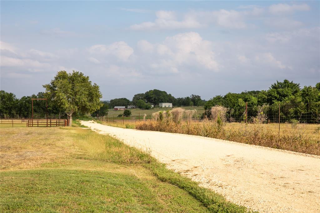 2300 Mcnelly Lane, Burton, Texas image 8