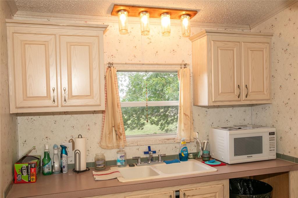2300 Mcnelly Lane, Burton, Texas image 23