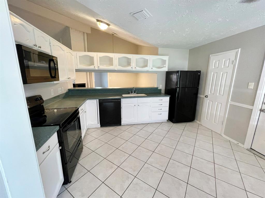 2314 Hampton Road, League City, Texas image 3