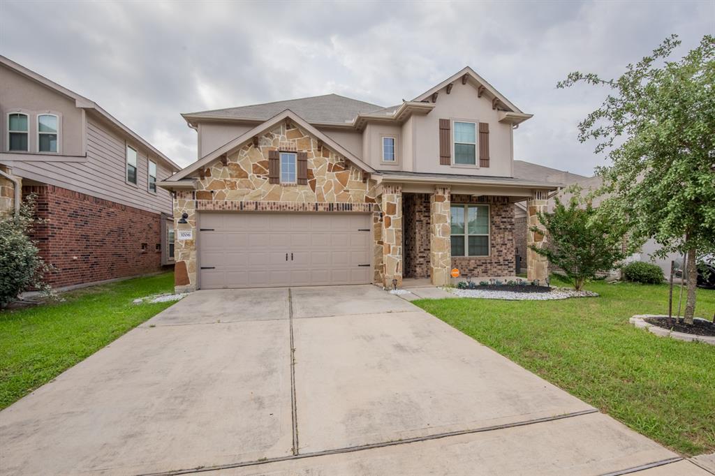 3706 Arbor Trails Drive, Humble, Texas image 2