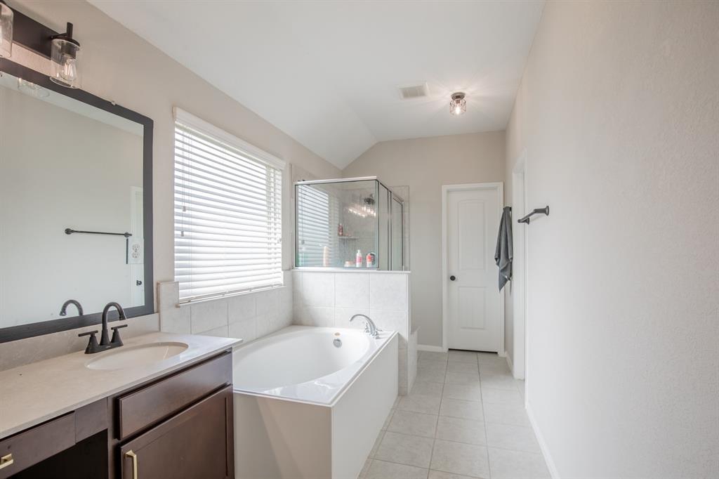 3706 Arbor Trails Drive, Humble, Texas image 23