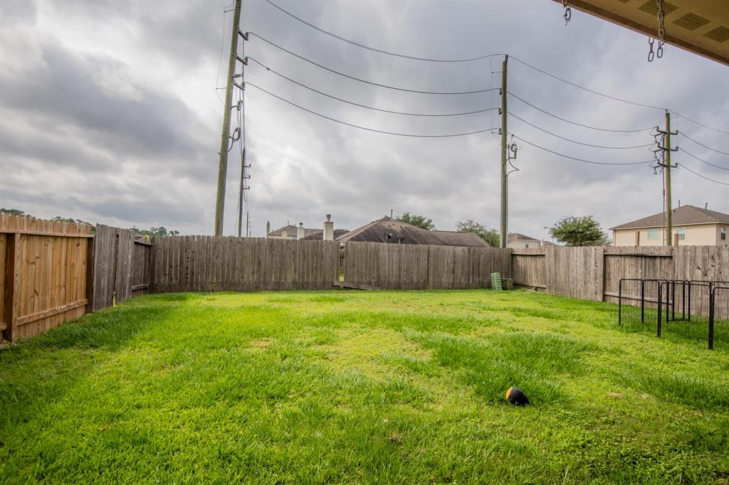 3706 Arbor Trails Drive, Humble, Texas image 32