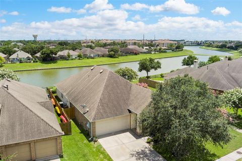 A home in League City