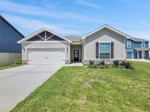 Photo of 313 Kim Lane, Waller, TX 77484 (MLS # 72433322) Photo of 313 Kim Lane, Waller, TX 77484 (MLS # 72433322)