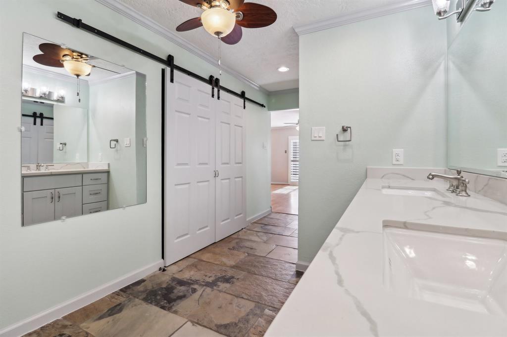 18302 Lazy Moss Lane, Spring, Texas image 26