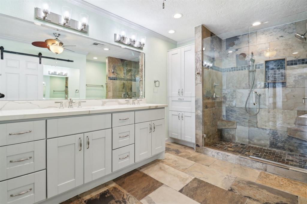 18302 Lazy Moss Lane, Spring, Texas image 25