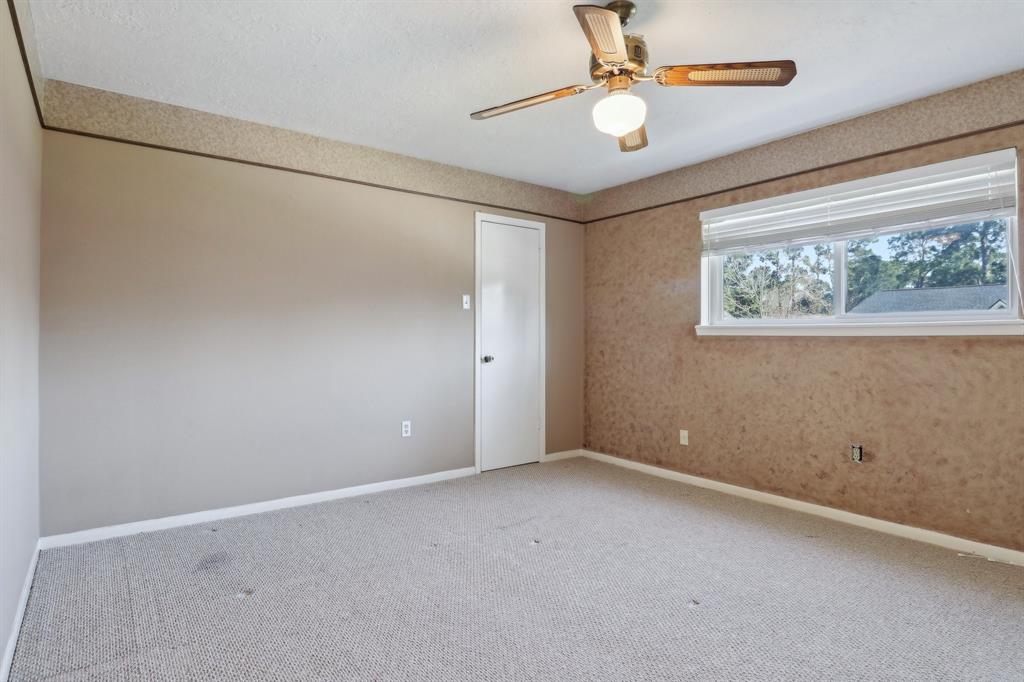 18302 Lazy Moss Lane, Spring, Texas image 36