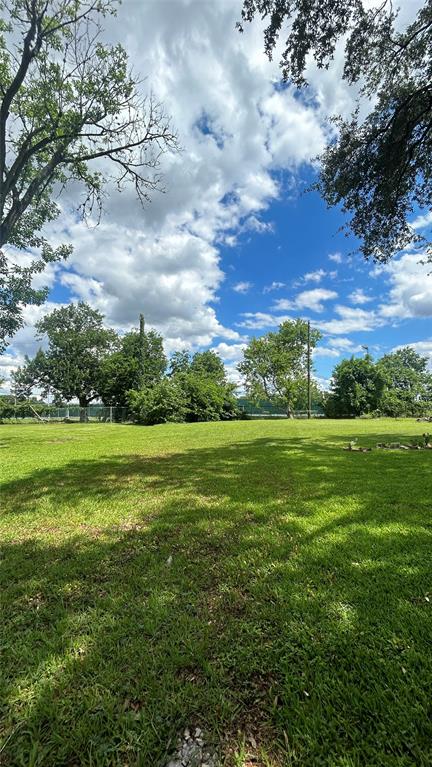 8700 Valley View Lane, Houston, Texas image 3