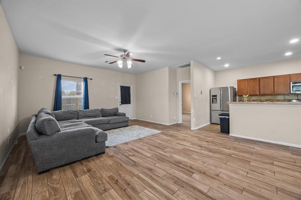 6026 Coleus Street, Crosby, Texas image 3