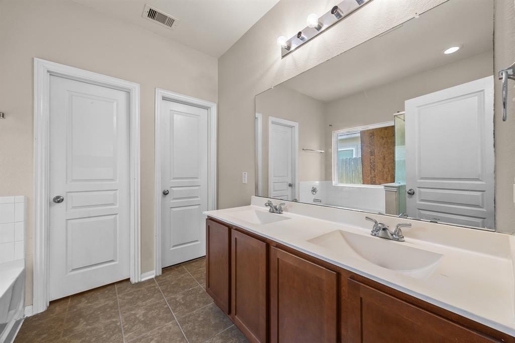 6026 Coleus Street, Crosby, Texas image 9
