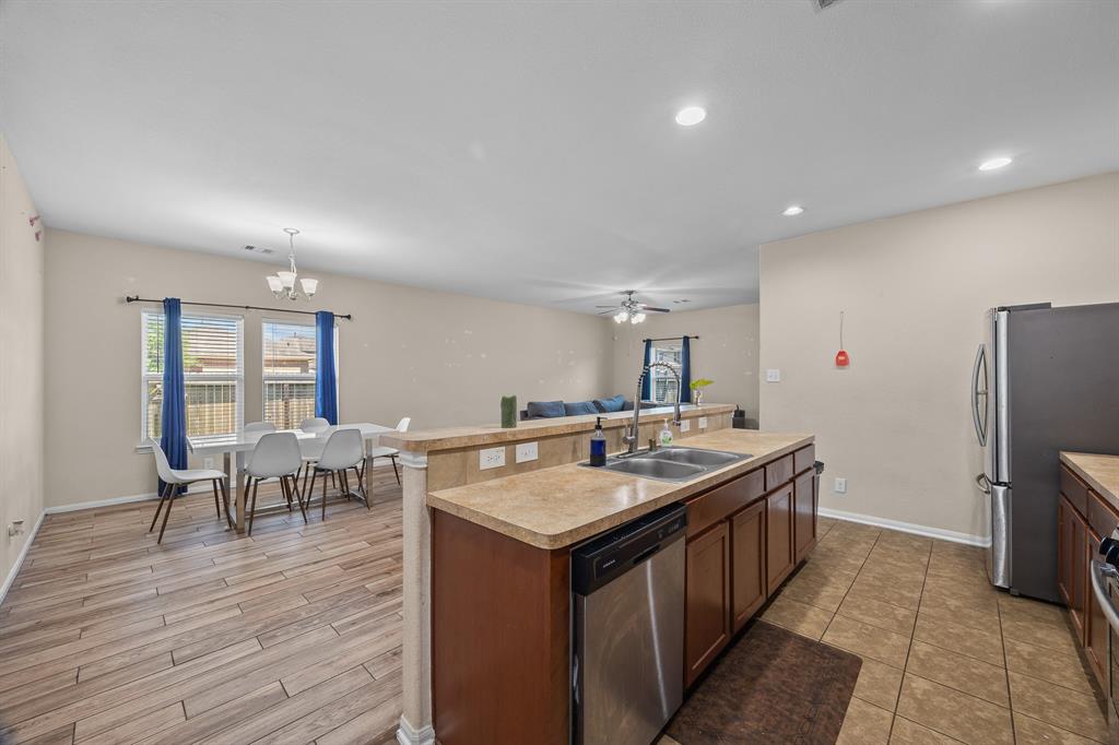 6026 Coleus Street, Crosby, Texas image 5