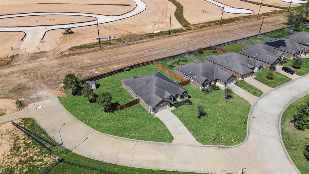 22906 Gentle Shadow Drive, Hockley, Texas image 27