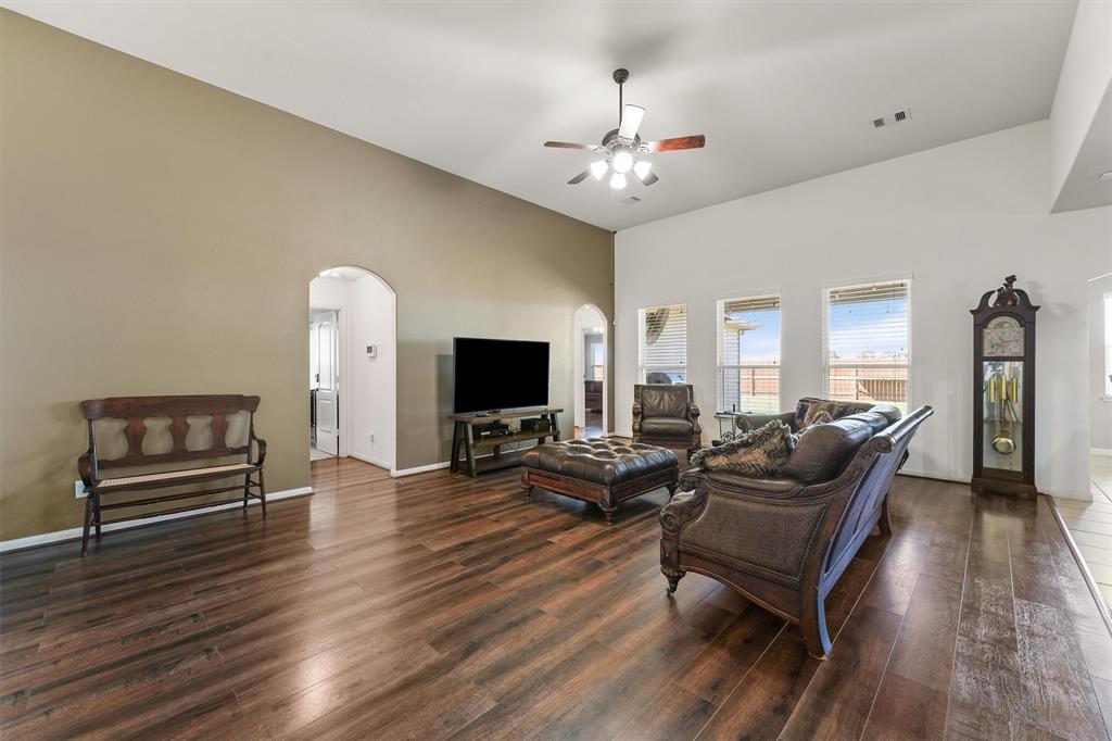 22906 Gentle Shadow Drive, Hockley, Texas image 7