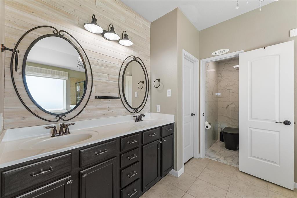 22906 Gentle Shadow Drive, Hockley, Texas image 18