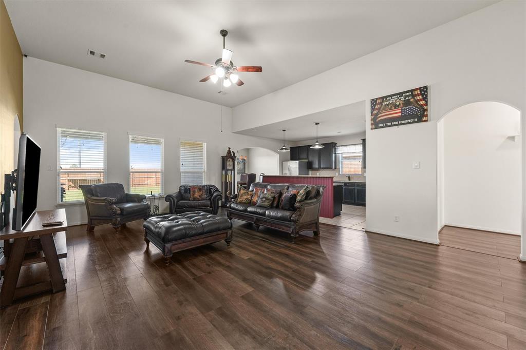 22906 Gentle Shadow Drive, Hockley, Texas image 6