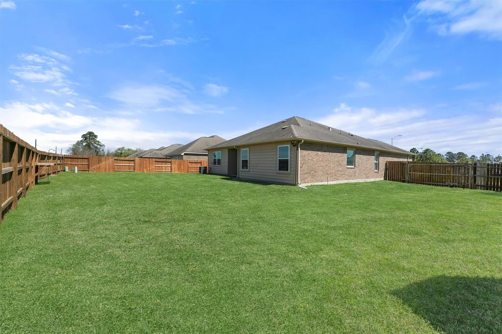 22906 Gentle Shadow Drive, Hockley, Texas image 26