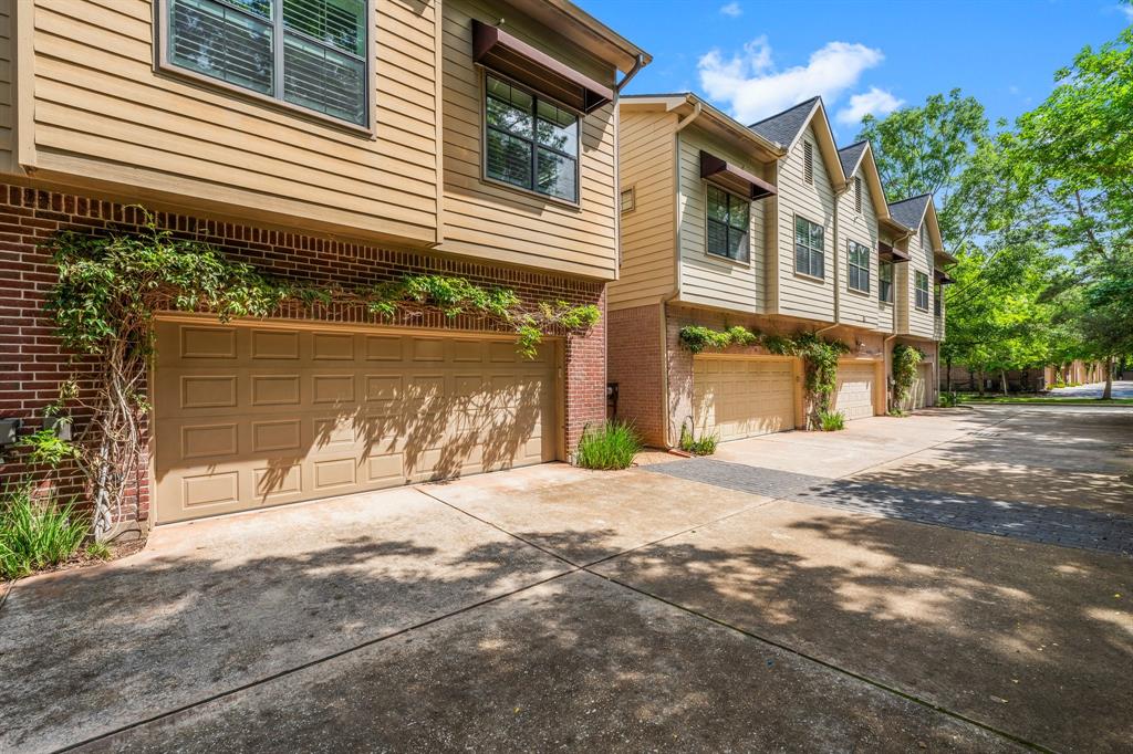 26 Riva Row, The Woodlands, Texas image 35