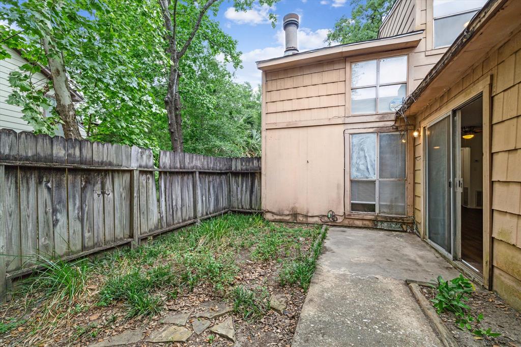 5779 Easthampton Drive #C, Houston, Texas image 18