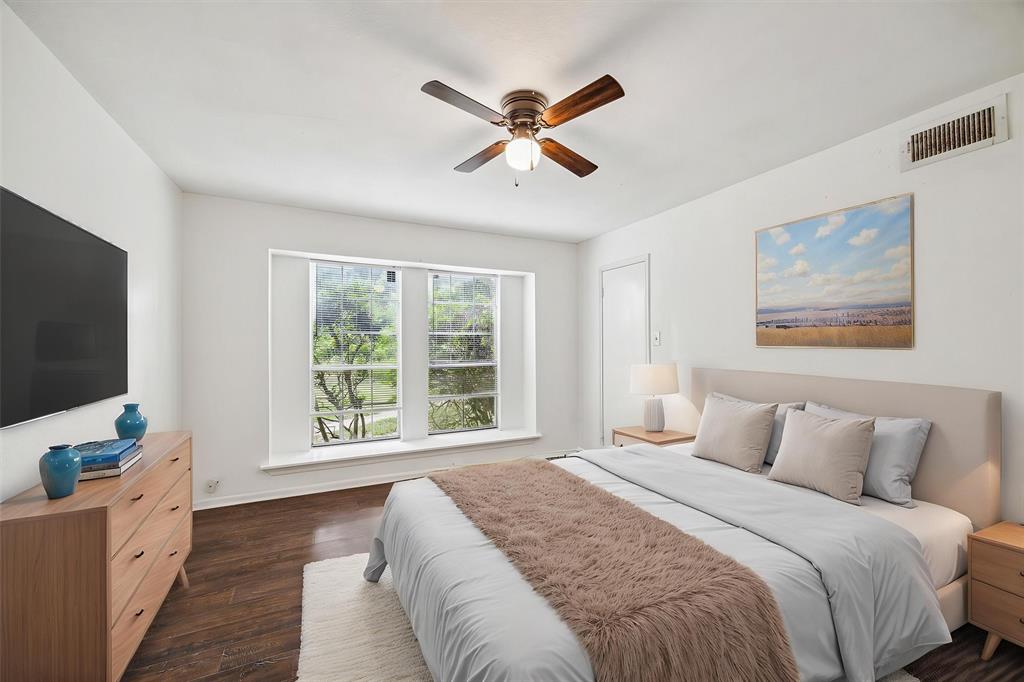 5779 Easthampton Drive #C, Houston, Texas image 10
