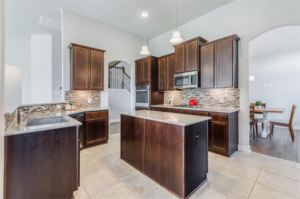 32803 Chase William Drive, Brookshire, Texas image 13