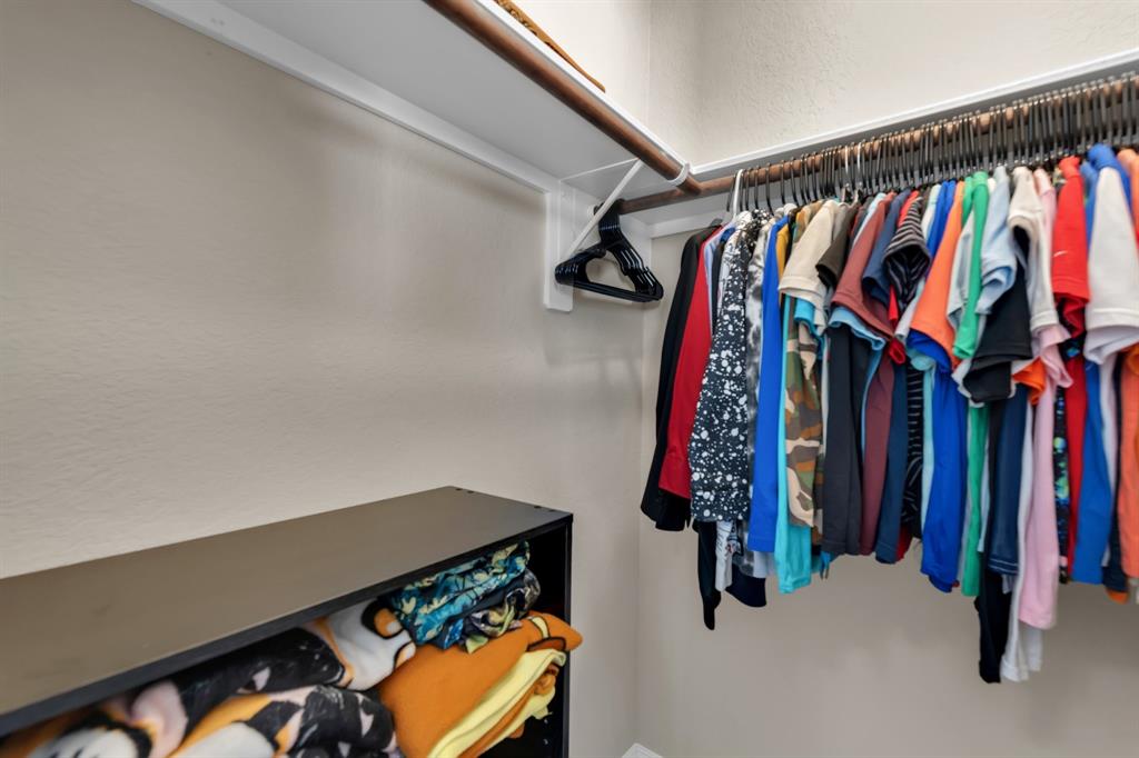 10026 Chase Court, Baytown, Texas image 35