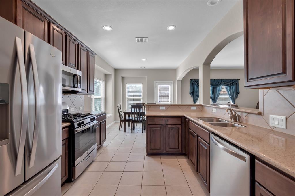 10026 Chase Court, Baytown, Texas image 10