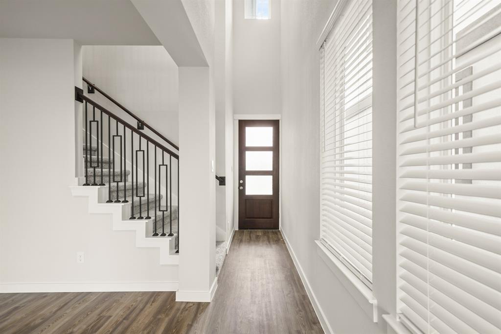 2942 Park Hill Lane, Stafford, Texas image 3