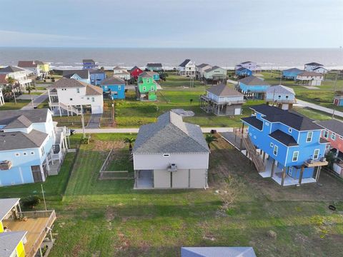 A home in Crystal Beach