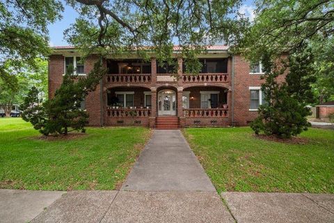 Photo of 502 11th Avenue N #1-6, Texas City, TX 77590 (MLS # 42314306)