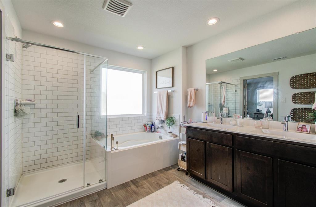 14543 Rain Tree Drive, Baytown, Texas image 29