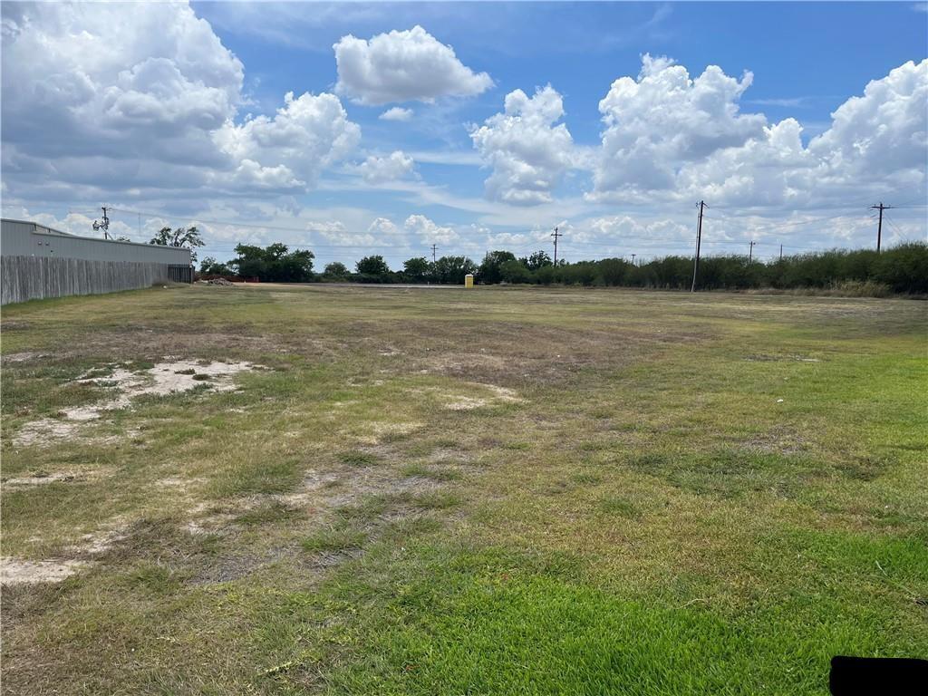 102 Auburn Hill, Victoria, Texas image 7